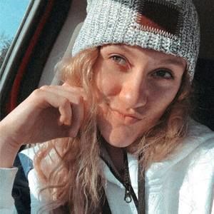 Meet your Posher, Meagan